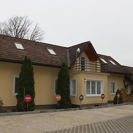 Villa Dom Via Jasna Demaenova Liptovský Mikuláš Exterior foto